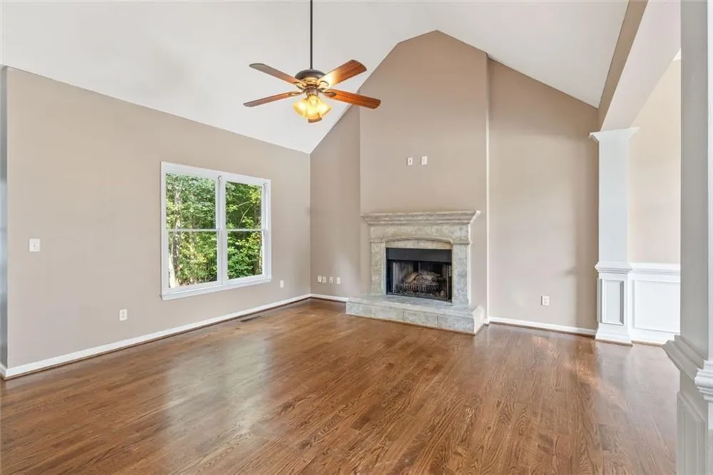 395 Amberbrook Circle Grayson, GA 30017