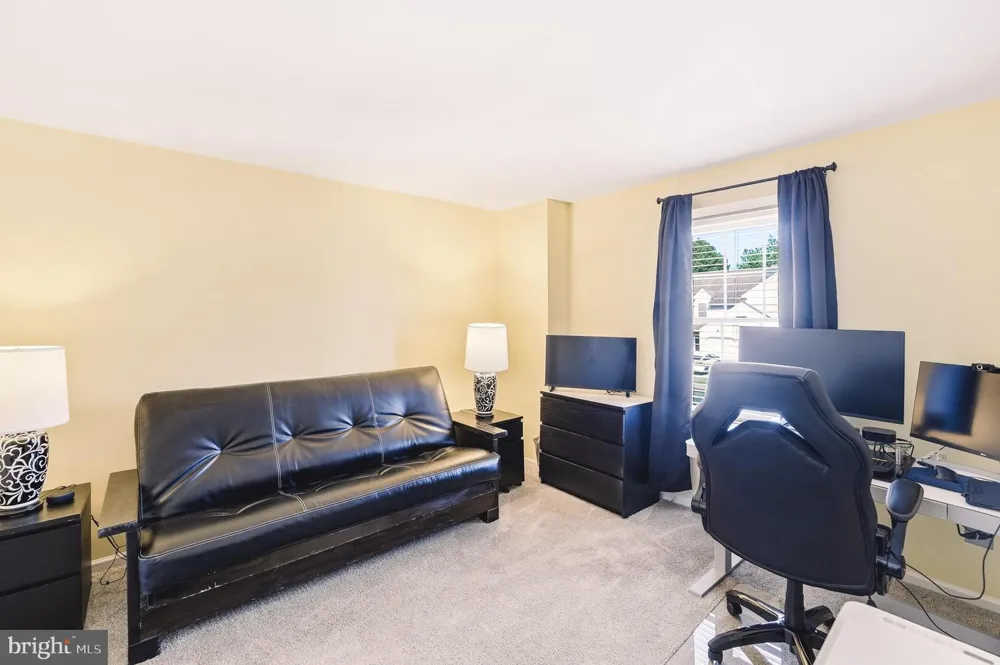 124 BROOKFIELD DRIVE Macungie, PA 18062
