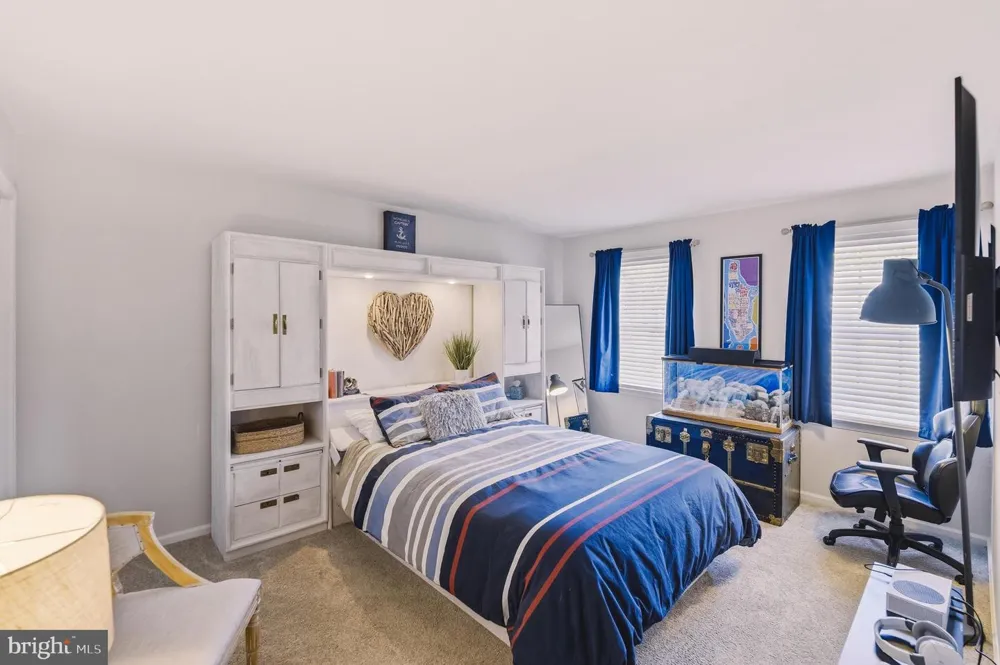 124 BROOKFIELD DRIVE Macungie, PA 18062