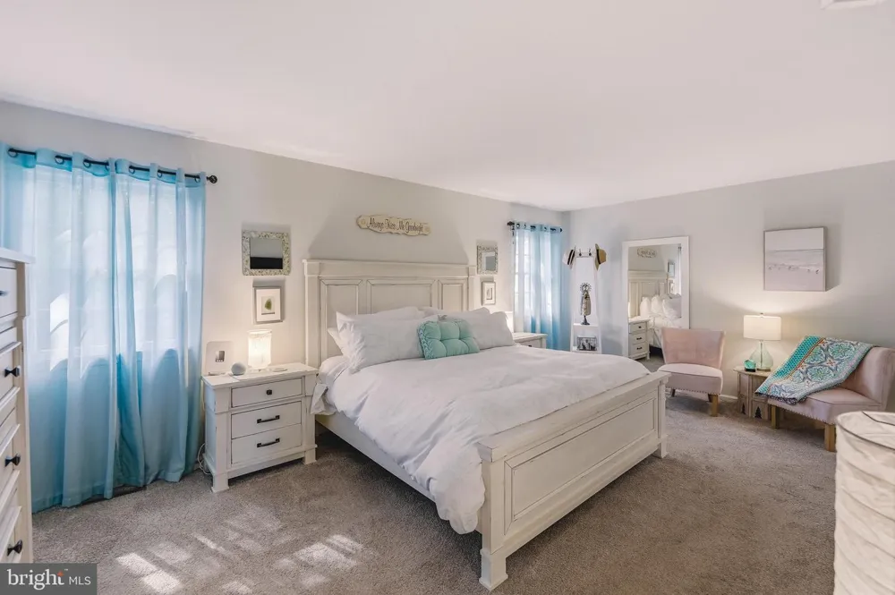 124 BROOKFIELD DRIVE Macungie, PA 18062