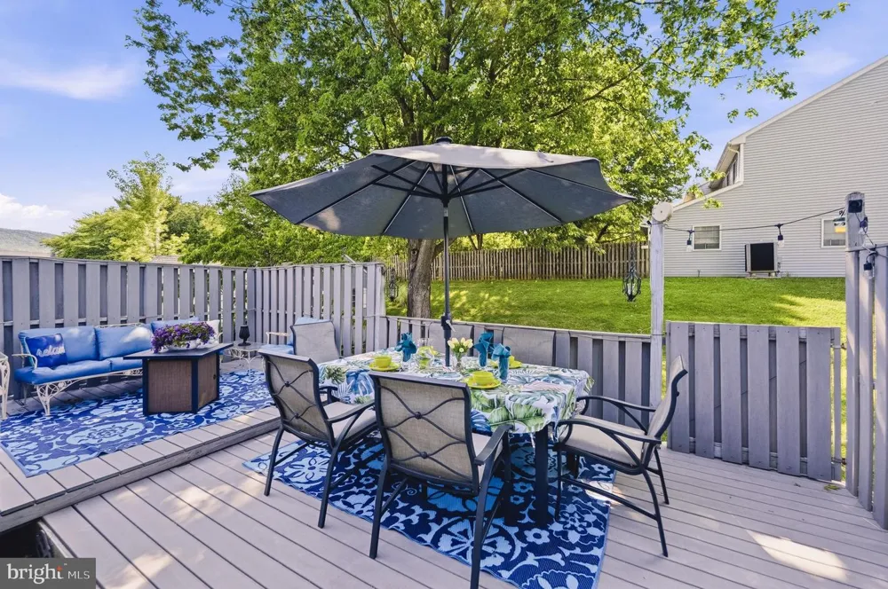 124 BROOKFIELD DRIVE Macungie, PA 18062