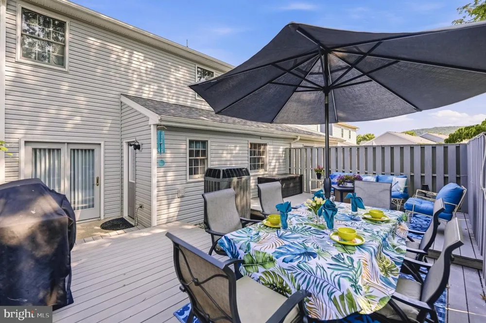 124 BROOKFIELD DRIVE Macungie, PA 18062