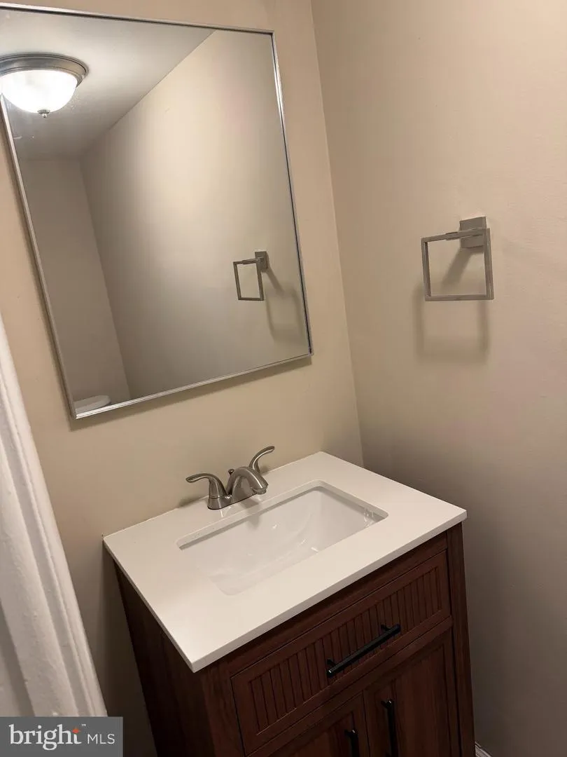 48 MAGNOLIA COURT Sicklerville, NJ 08081