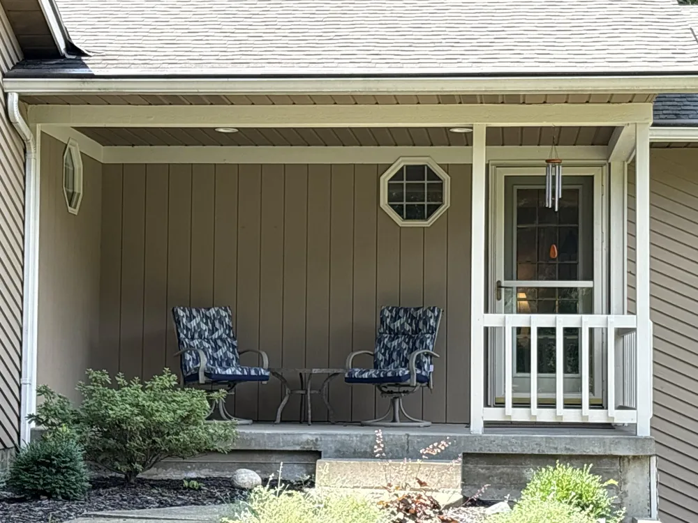 4729 Kenowa Avenue SW Grandville, MI 49418