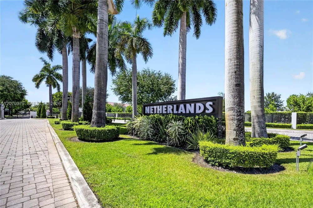 8061 NW 114th Pl #8061 Doral, FL 33178