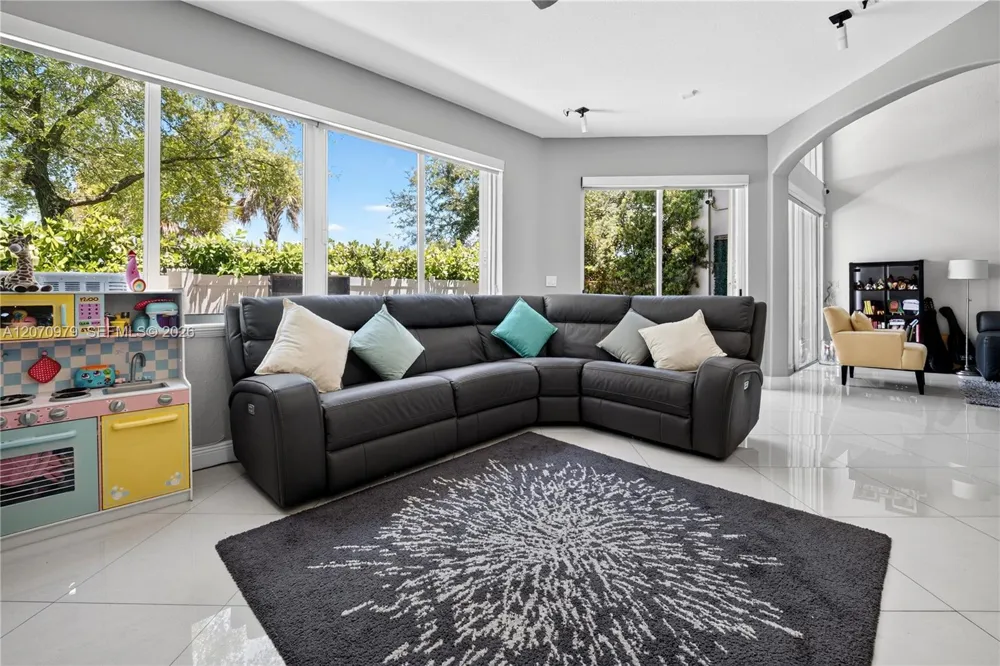 8061 NW 114th Pl #8061 Doral, FL 33178
