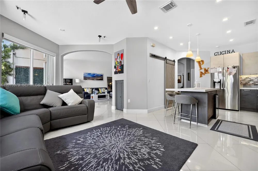 8061 NW 114th Pl #8061 Doral, FL 33178