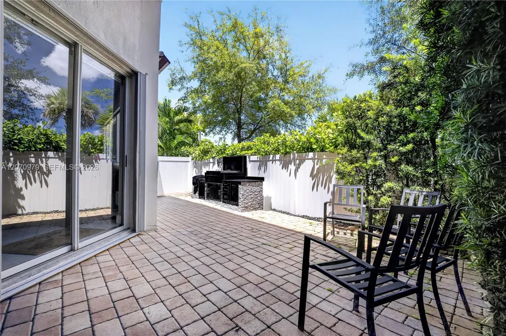 8061 NW 114th Pl #8061 Doral, FL 33178