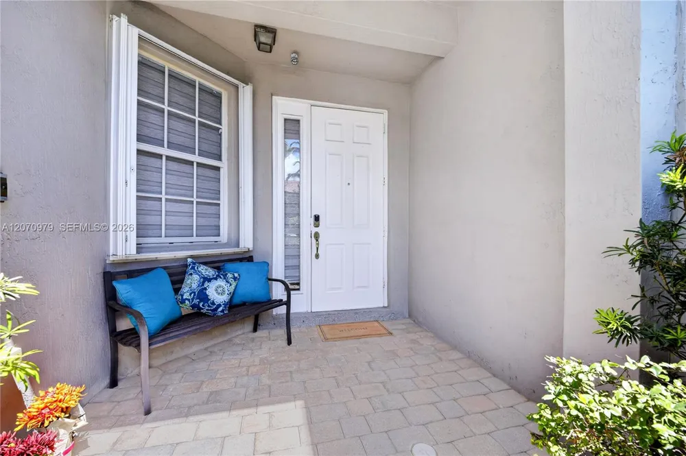 8061 NW 114th Pl #8061 Doral, FL 33178