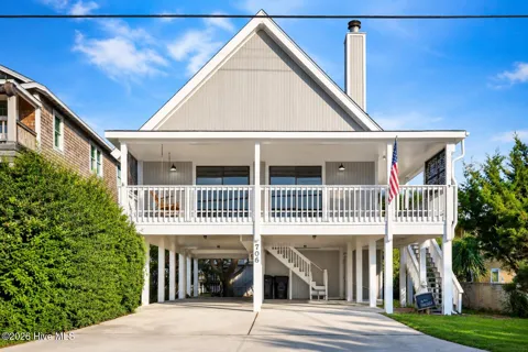 706 Lumina Avenue