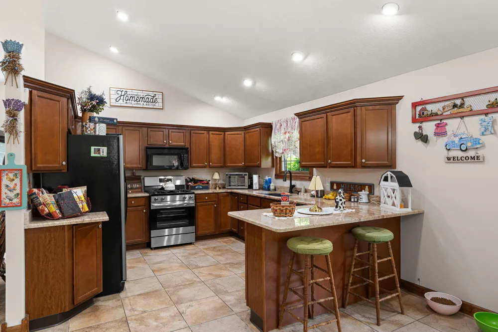 11057 Pleasant Grove Drive Wheatfield, IN 46392