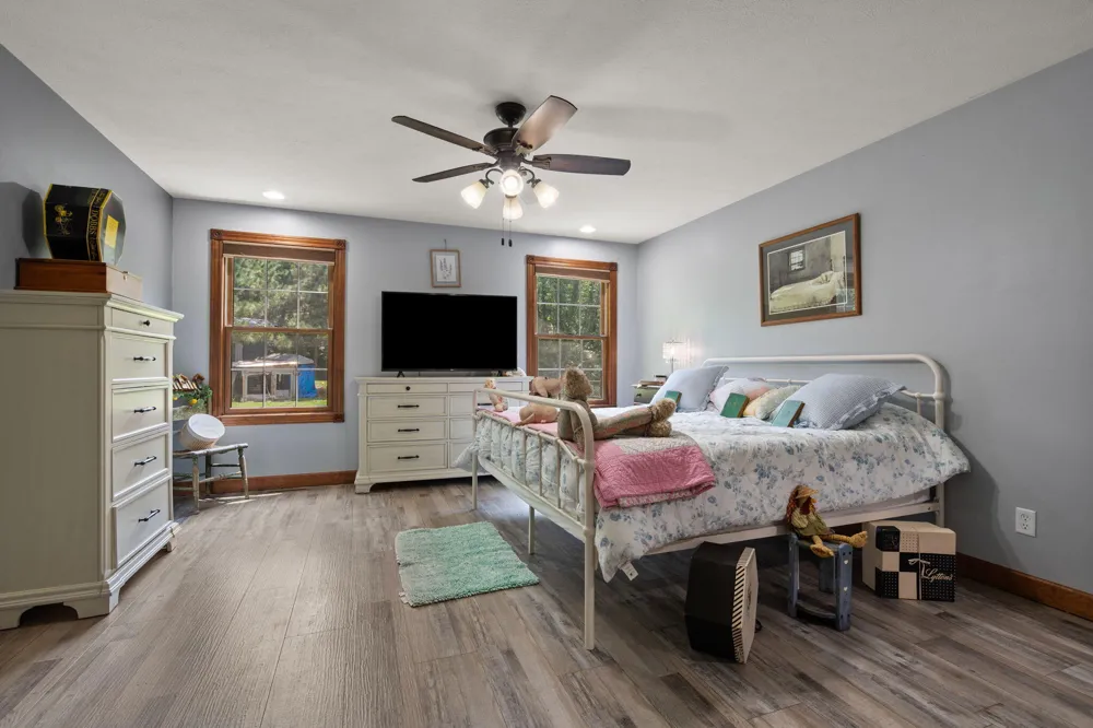 11057 Pleasant Grove Drive Wheatfield, IN 46392