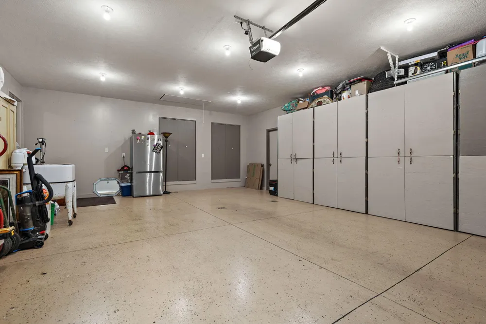 11057 Pleasant Grove Drive Wheatfield, IN 46392