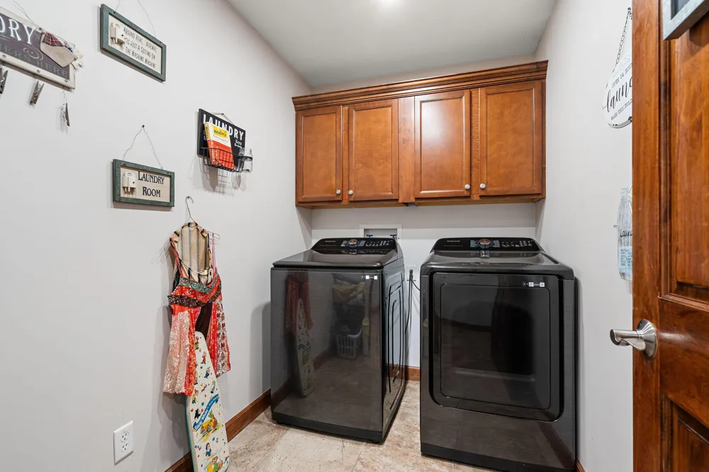 11057 Pleasant Grove Drive Wheatfield, IN 46392