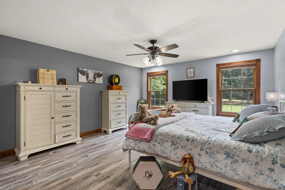 11057 Pleasant Grove Drive Wheatfield, IN 46392