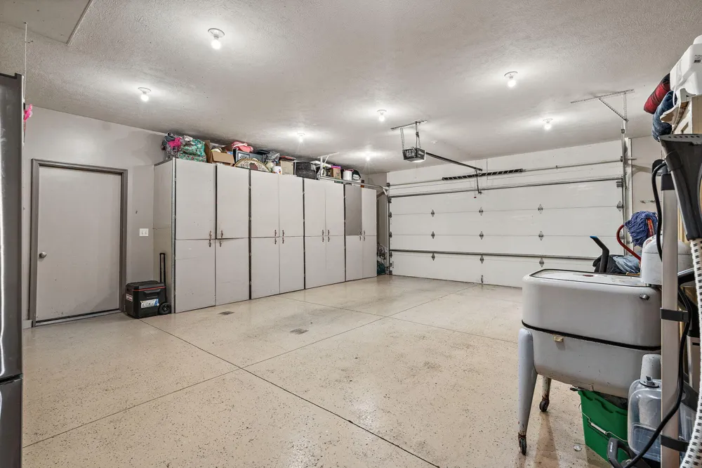 11057 Pleasant Grove Drive Wheatfield, IN 46392