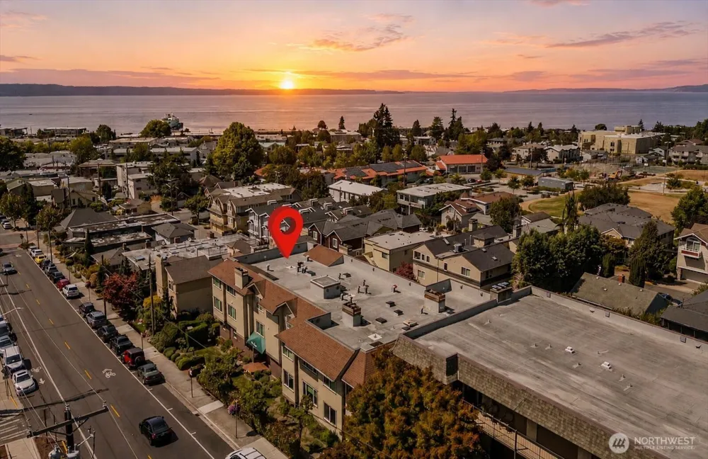 633 Main Street #202 Edmonds, WA 98020