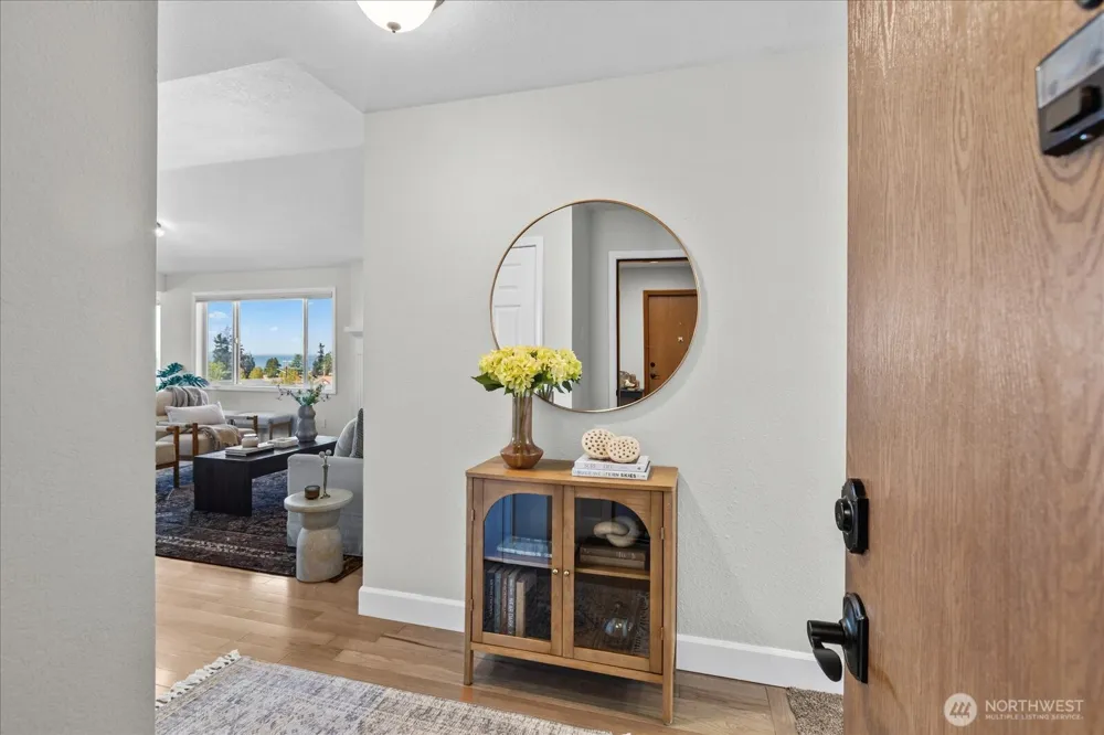 633 Main Street #202 Edmonds, WA 98020