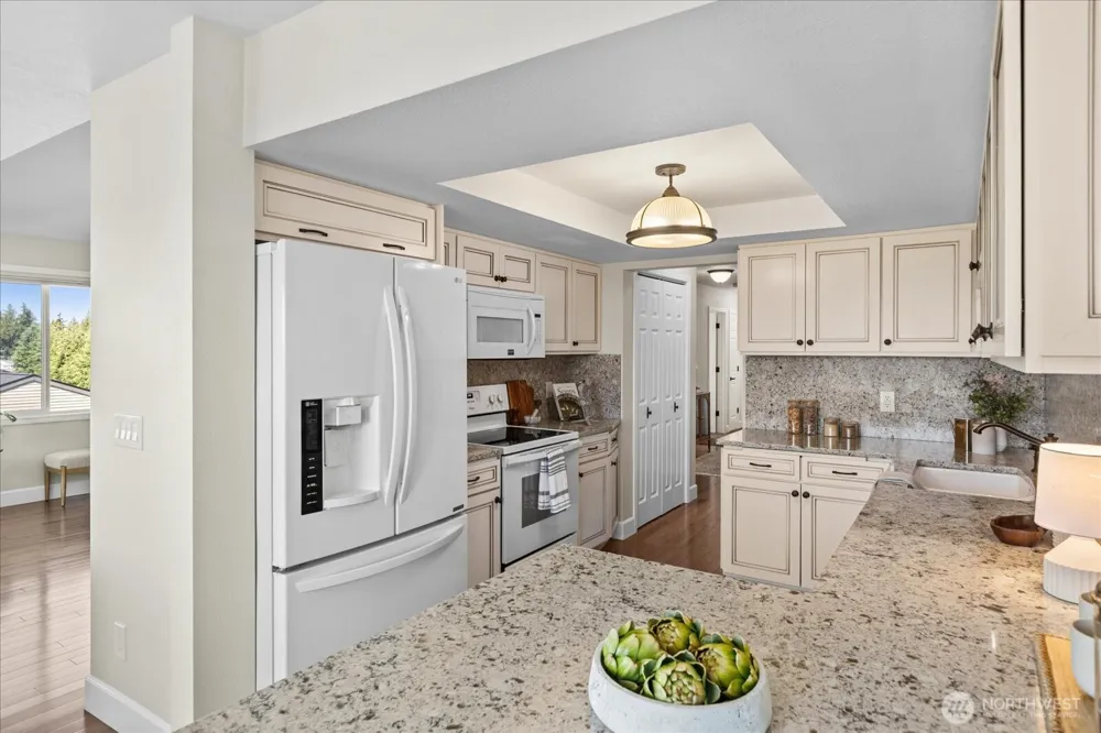 633 Main Street #202 Edmonds, WA 98020