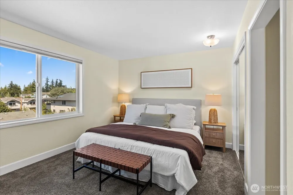 633 Main Street #202 Edmonds, WA 98020
