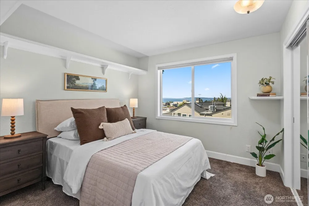 633 Main Street #202 Edmonds, WA 98020