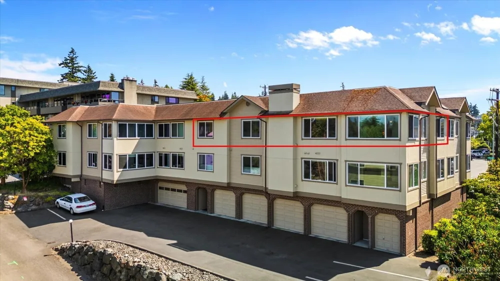 633 Main Street #202 Edmonds, WA 98020