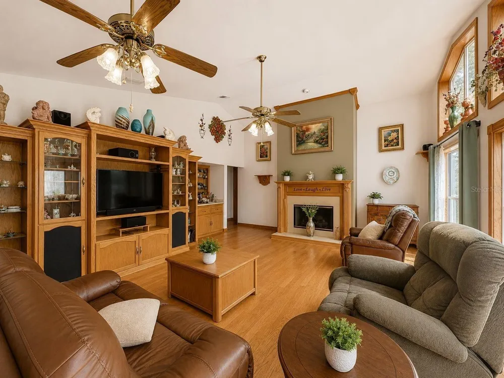 16392 198TH TRACE O'Brien, FL 32071
