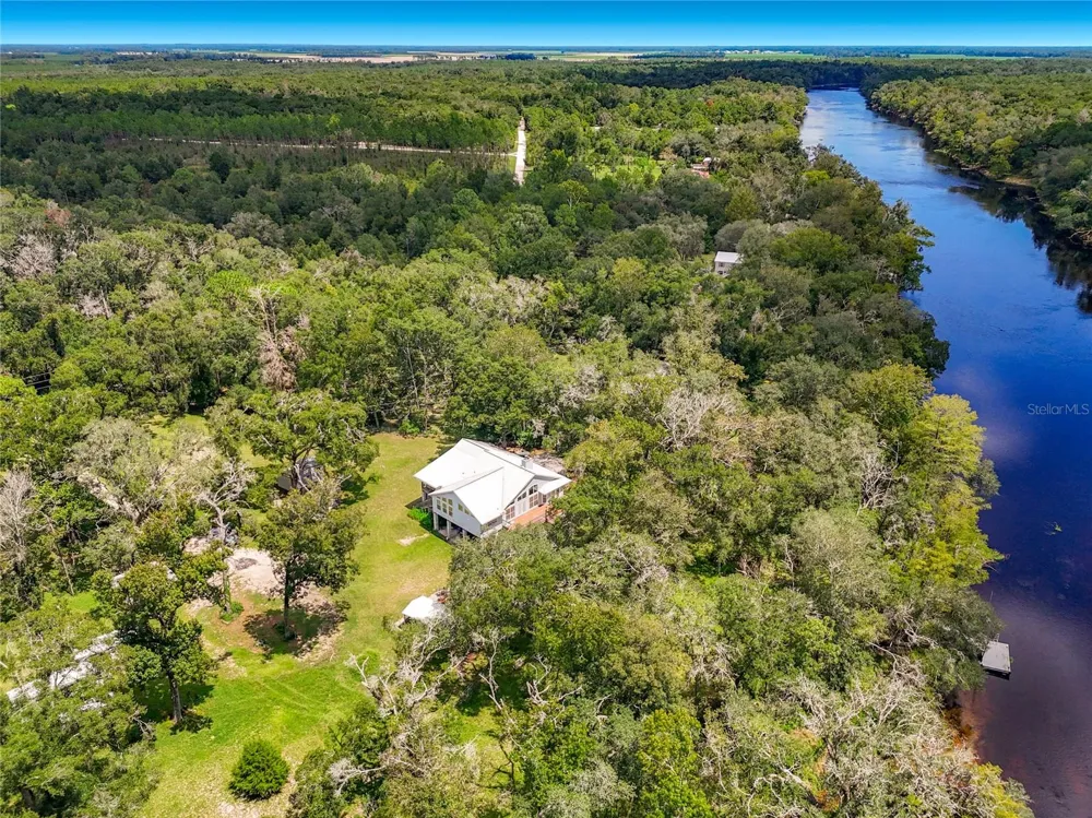 16392 198TH TRACE O'Brien, FL 32071