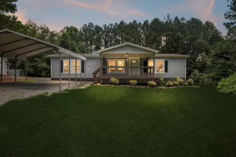 279 Snyder Loop