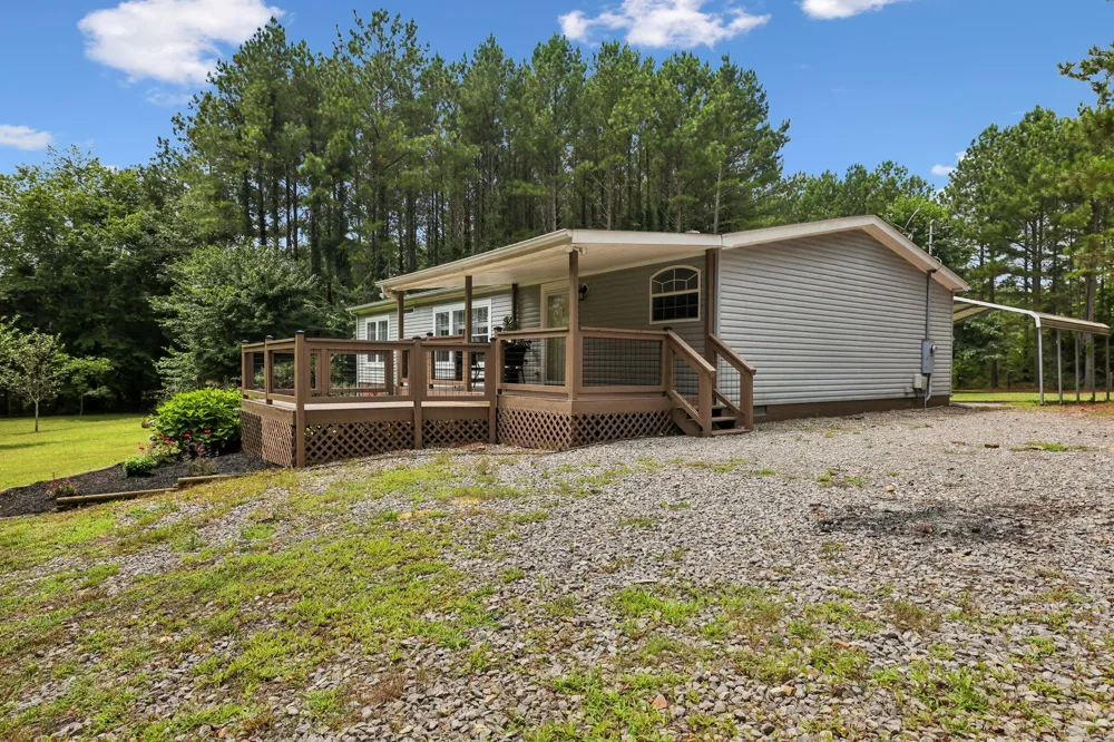 279 Snyder Loop Graysville, TN 37338