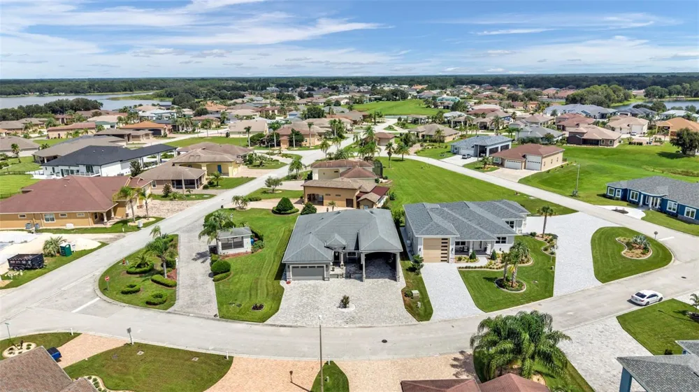 790 TEABERRY TRAIL Polk City, FL 33868