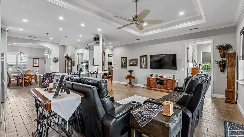 790 TEABERRY TRAIL Polk City, FL 33868