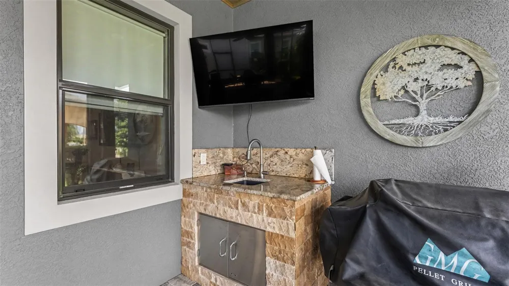790 TEABERRY TRAIL Polk City, FL 33868
