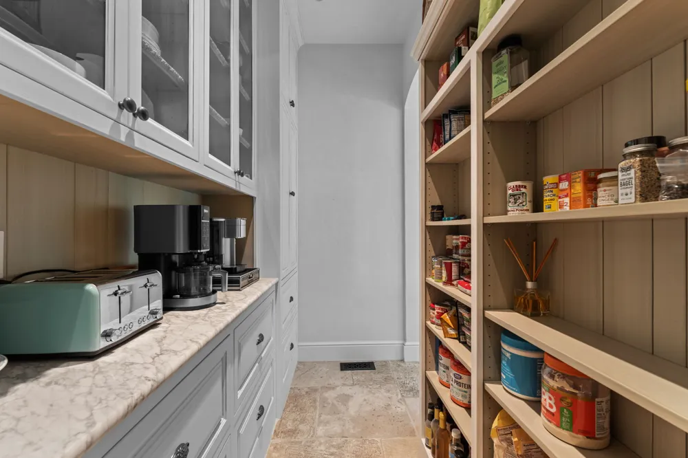 214 South Old Walhalla Road Highlands, NC 28741