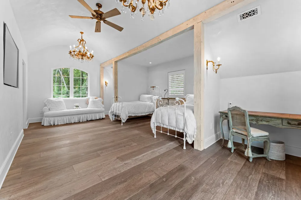 214 South Old Walhalla Road Highlands, NC 28741