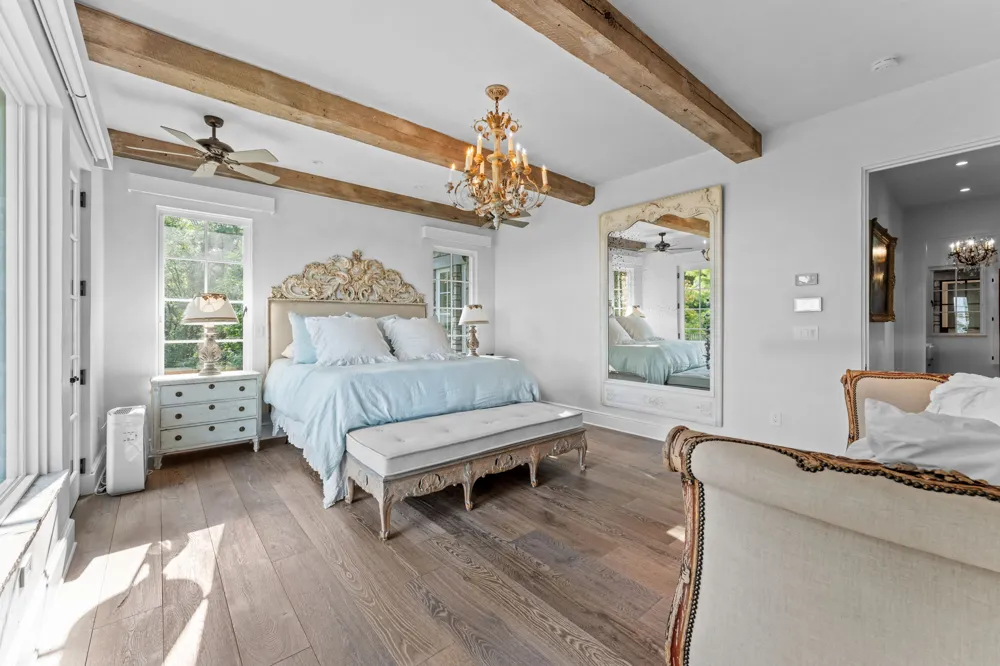 214 South Old Walhalla Road Highlands, NC 28741