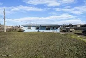 922 East Avenue Panama City, FL 32401
