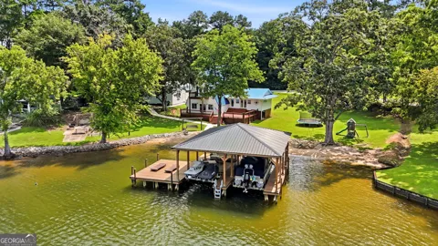124 Rosebud LN
