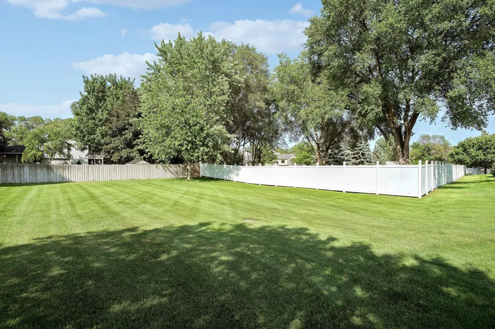 2857 117th Avenue NW Coon Rapids, MN 55433