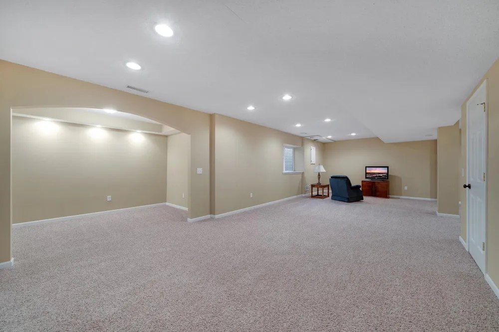 2857 117th Avenue NW Coon Rapids, MN 55433