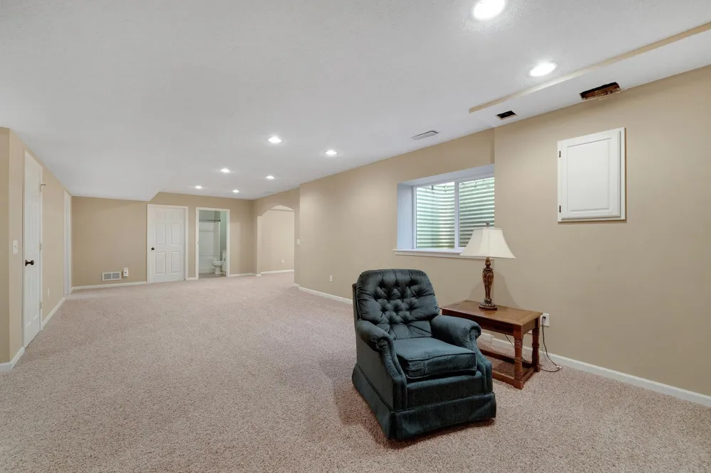 2857 117th Avenue NW Coon Rapids, MN 55433
