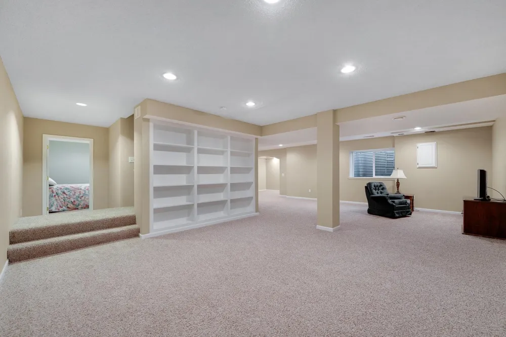 2857 117th Avenue NW Coon Rapids, MN 55433