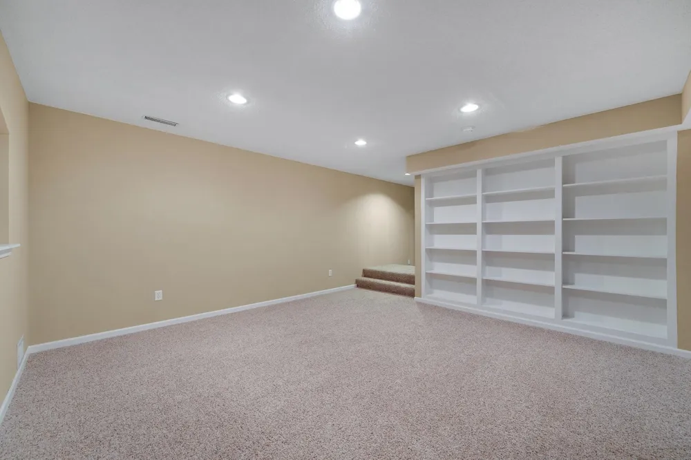 2857 117th Avenue NW Coon Rapids, MN 55433