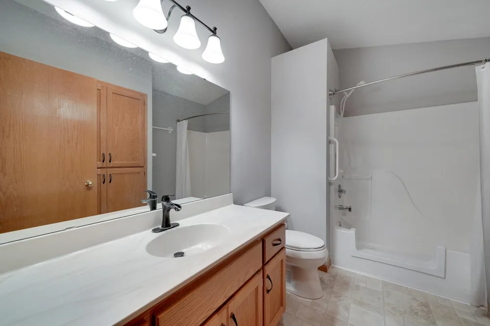 2857 117th Avenue NW Coon Rapids, MN 55433