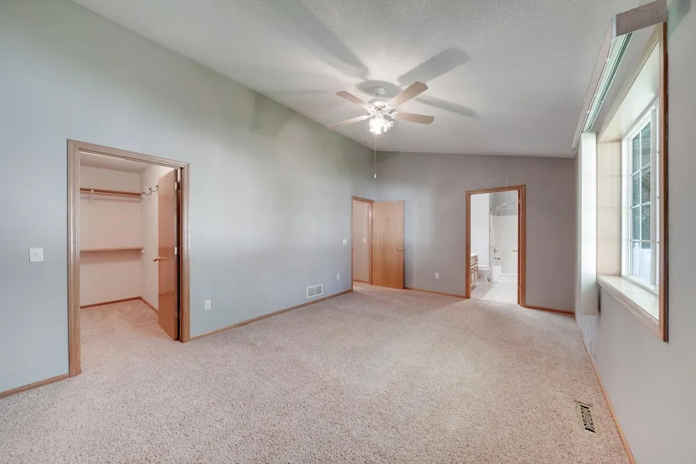 2857 117th Avenue NW Coon Rapids, MN 55433