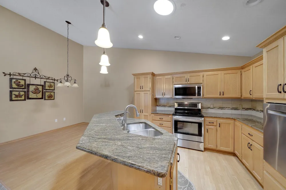 2857 117th Avenue NW Coon Rapids, MN 55433