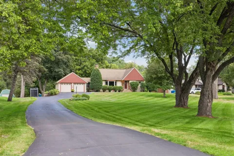 3240 Lilac Drive