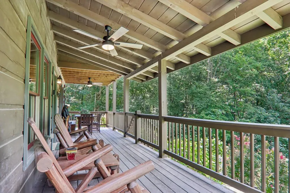 Nellie Hazel Dr Bryson City, NC 28713