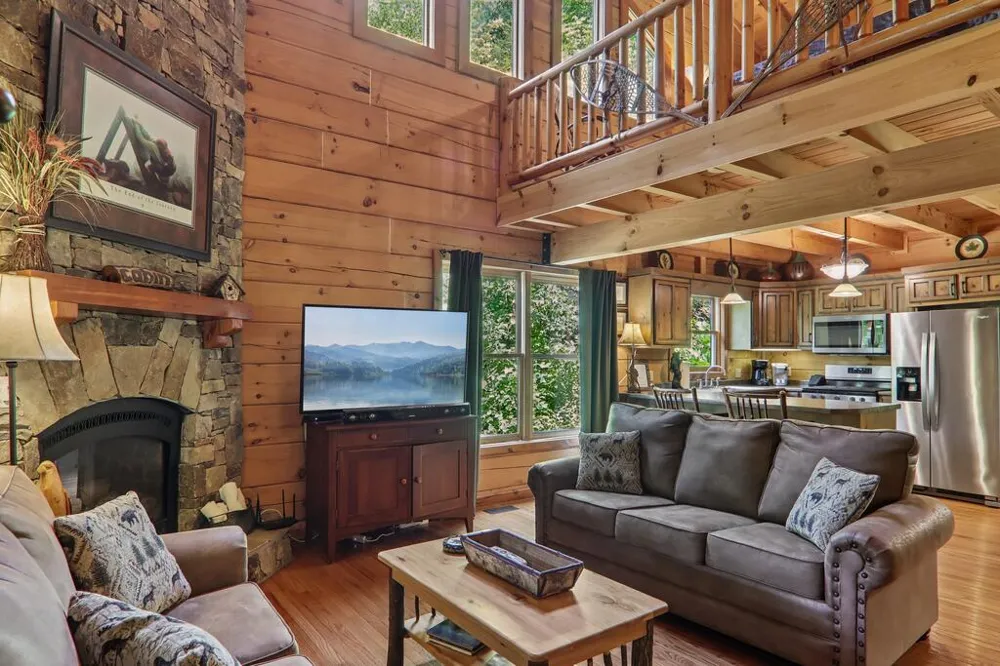 Nellie Hazel Dr Bryson City, NC 28713