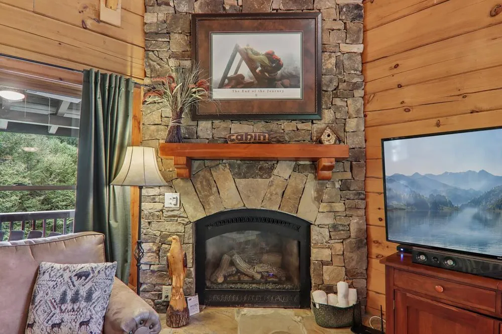 Nellie Hazel Dr Bryson City, NC 28713